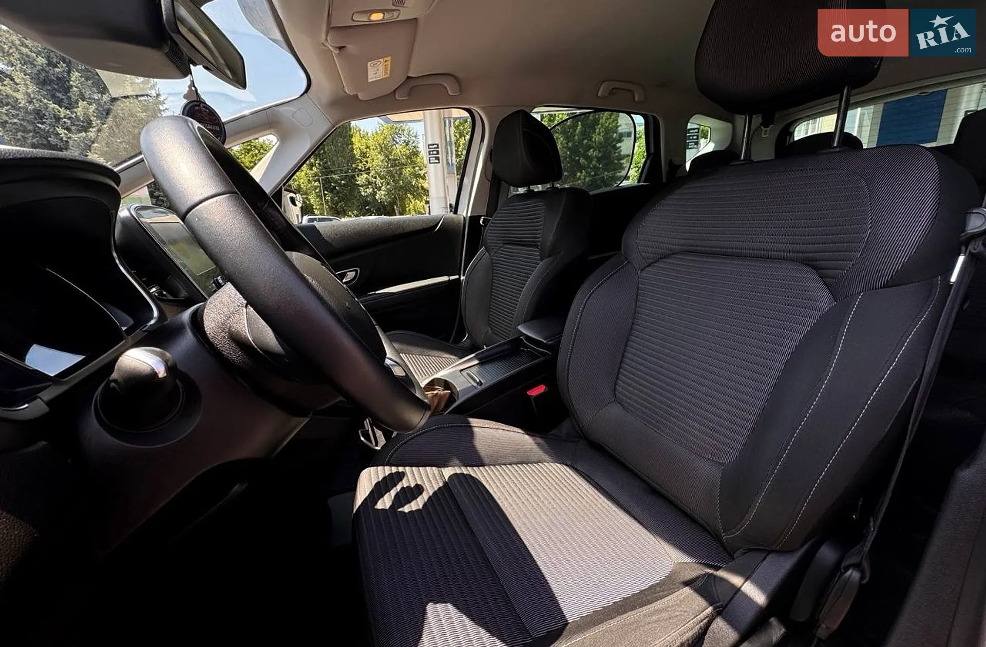 2018 Renault Scenic - мініатюра 13