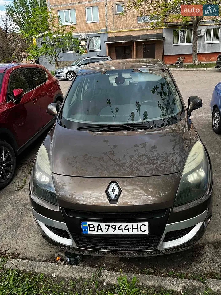 2011 Renault Scenic - мініатюра 16