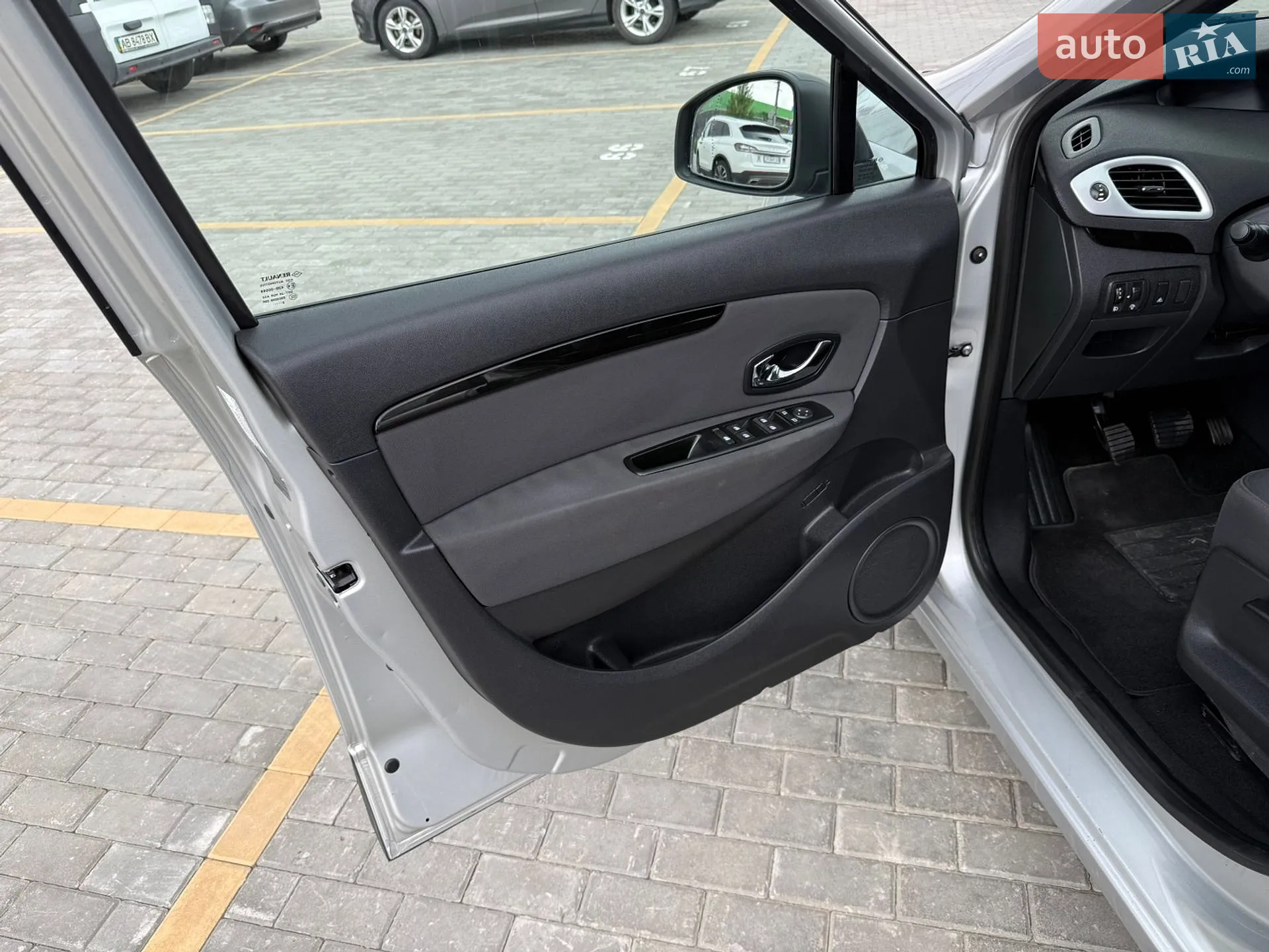 2012 Renault Scenic - мініатюра 34