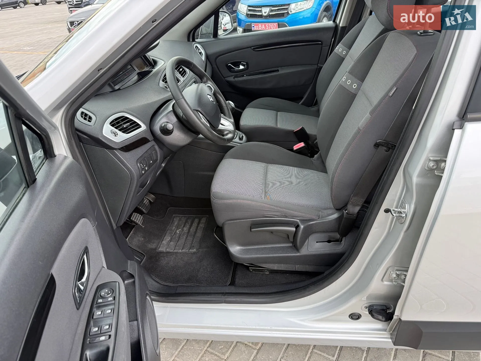 2012 Renault Scenic - мініатюра 36
