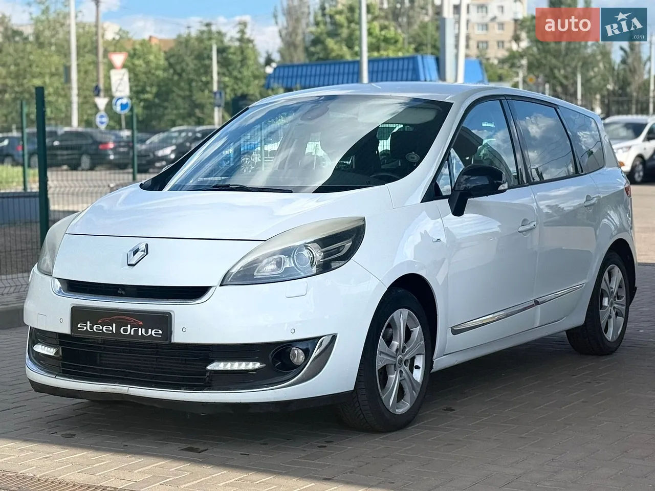 2013 Renault Scenic - мініатюра 28
