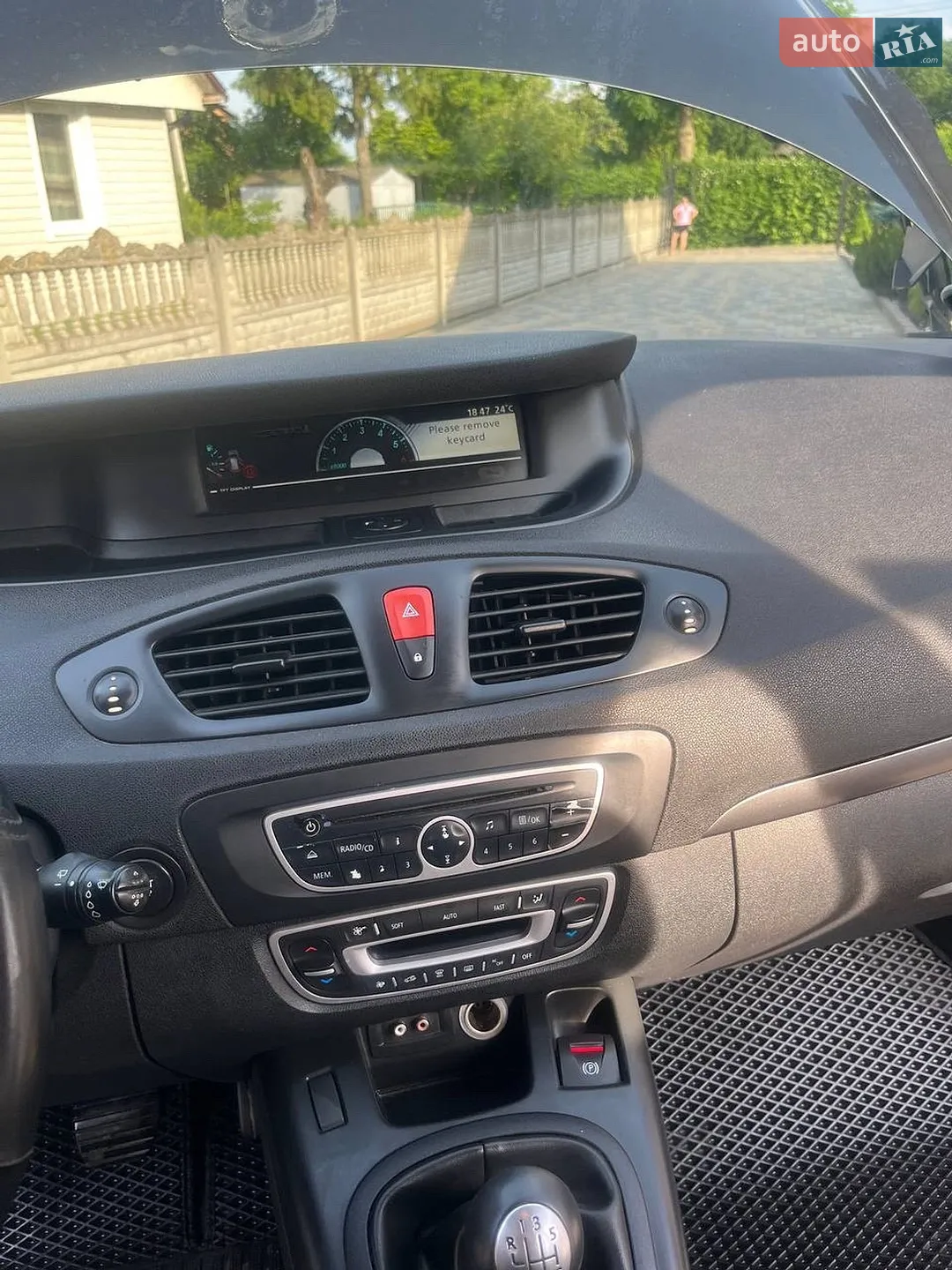2010 Renault Scenic - мініатюра 11