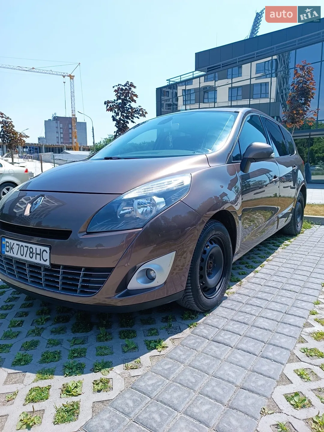 2010 Renault Scenic - мініатюра 17