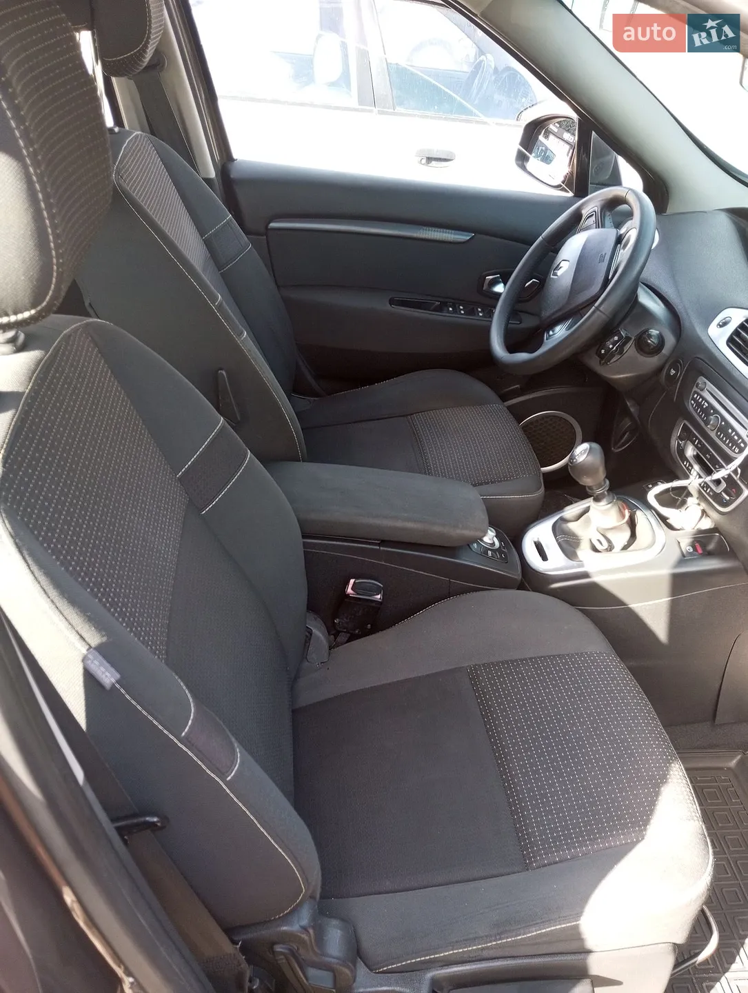2010 Renault Scenic - мініатюра 7