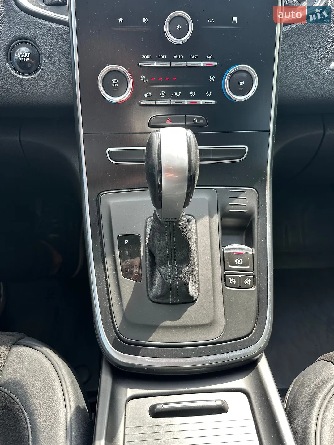 2017 Renault Scenic - мініатюра 14