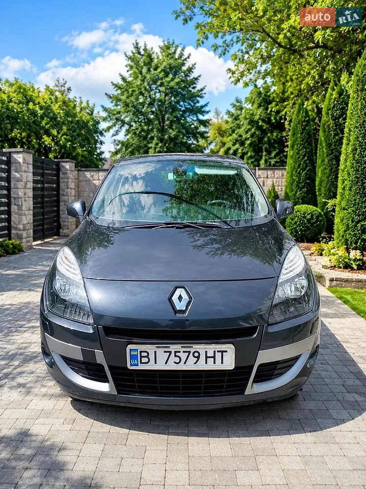 2010 Renault Scenic - мініатюра 18