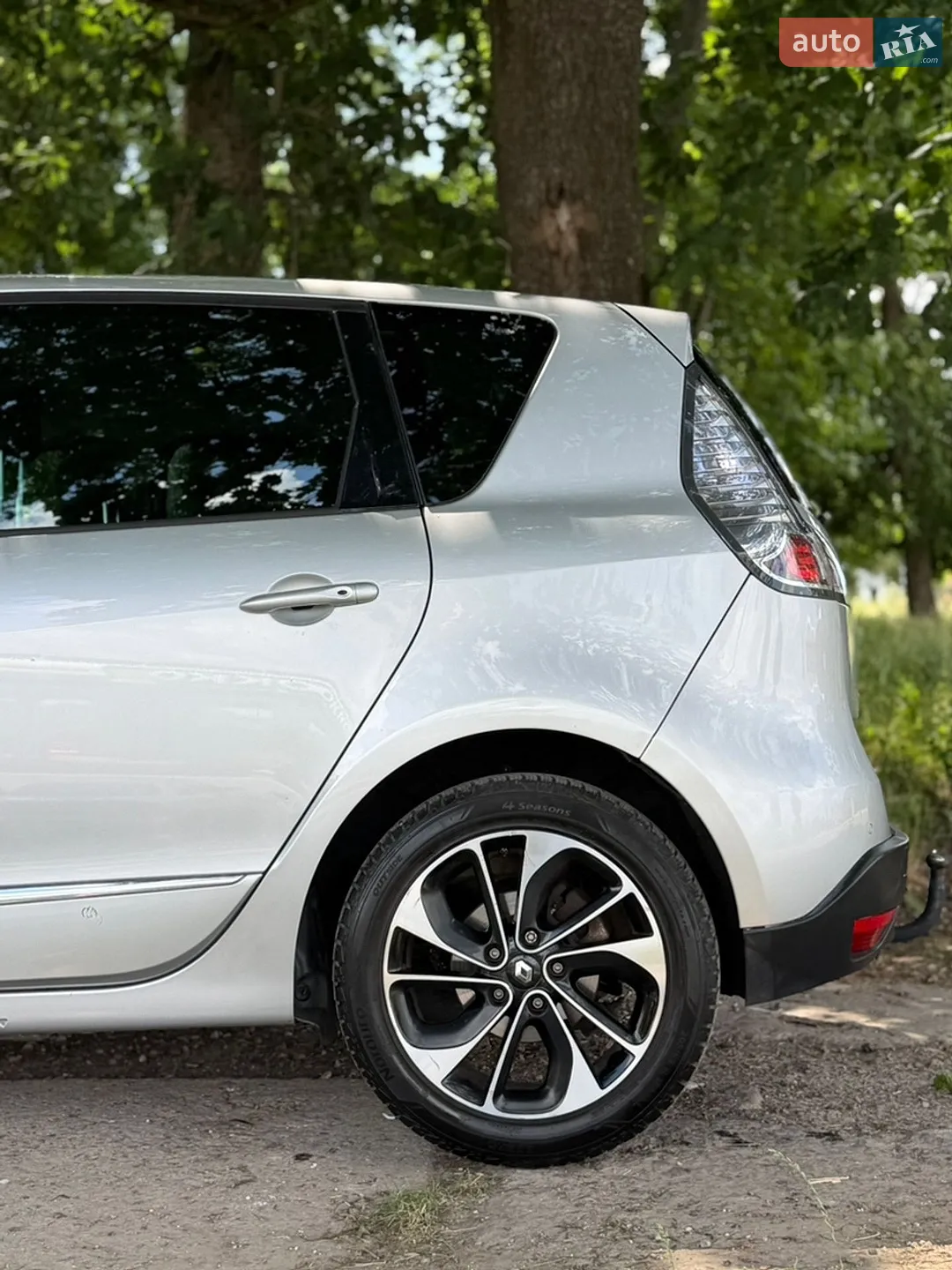 2015 Renault Scenic - мініатюра 16