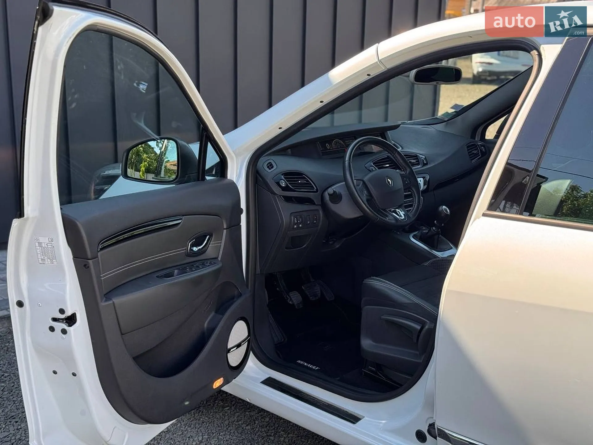 2016 Renault Scenic - мініатюра 13