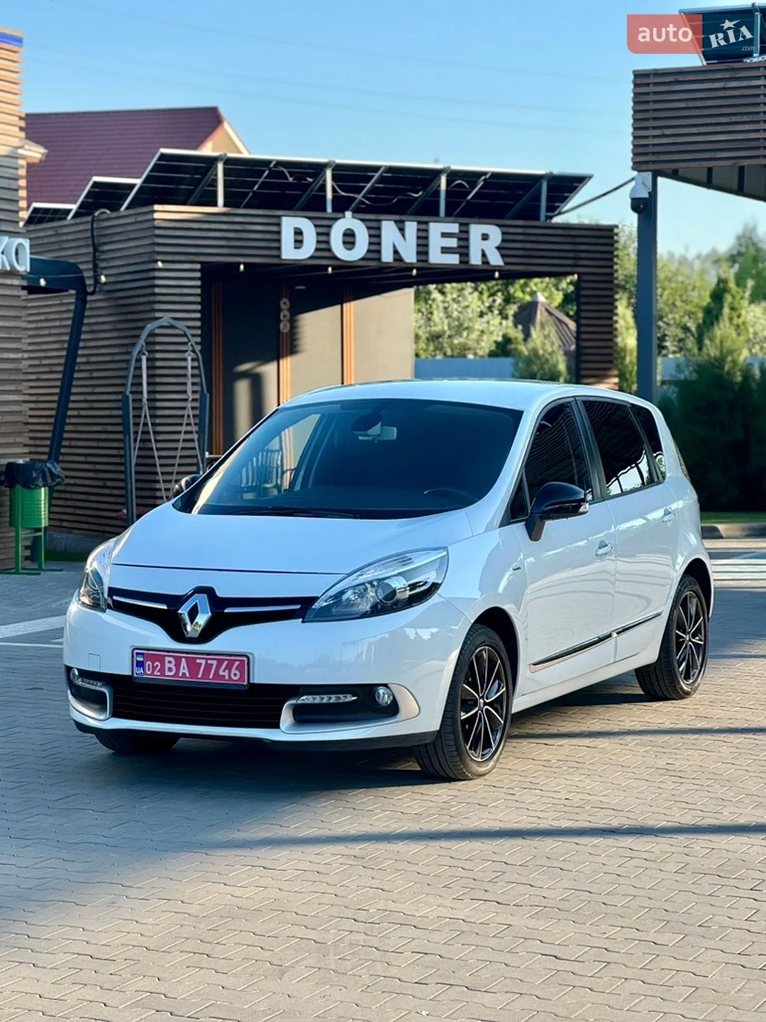 2015 Renault Scenic - мініатюра 2