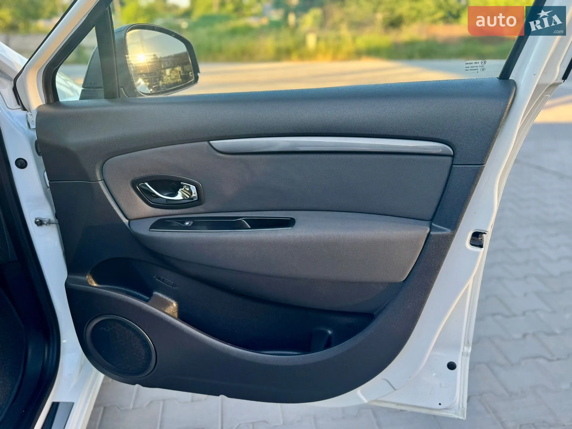 2015 Renault Scenic - мініатюра 51