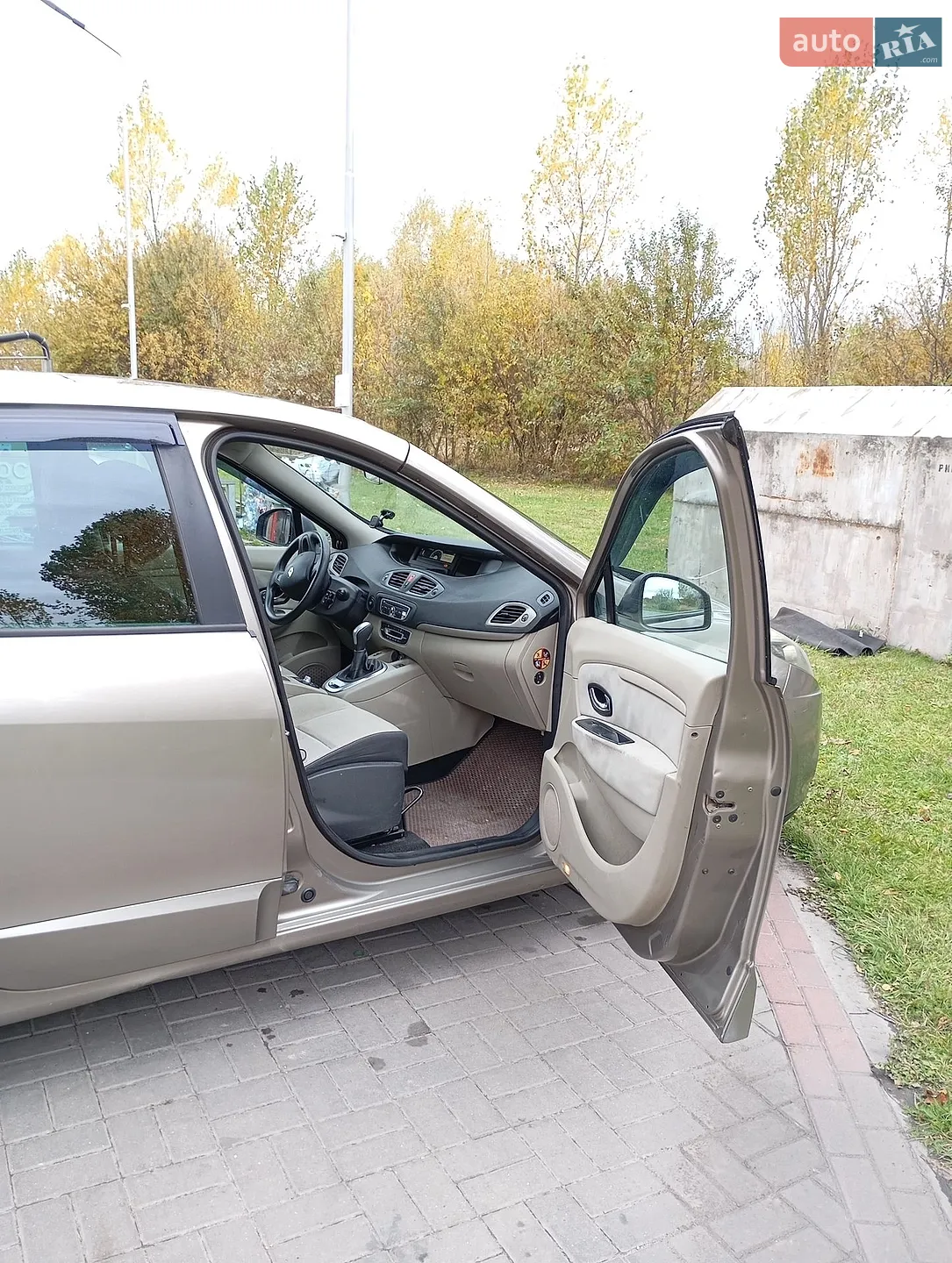 2010 Renault Scenic - мініатюра 7