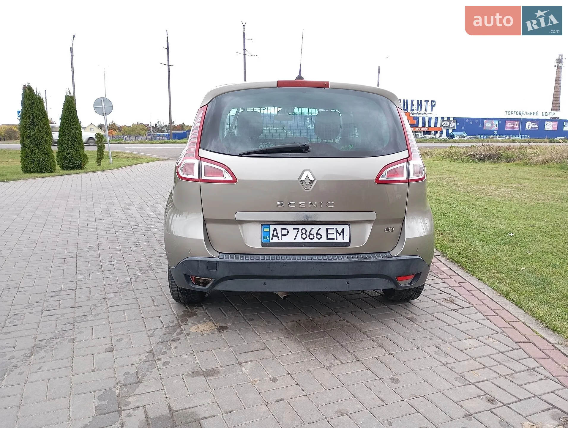 2010 Renault Scenic - мініатюра 18