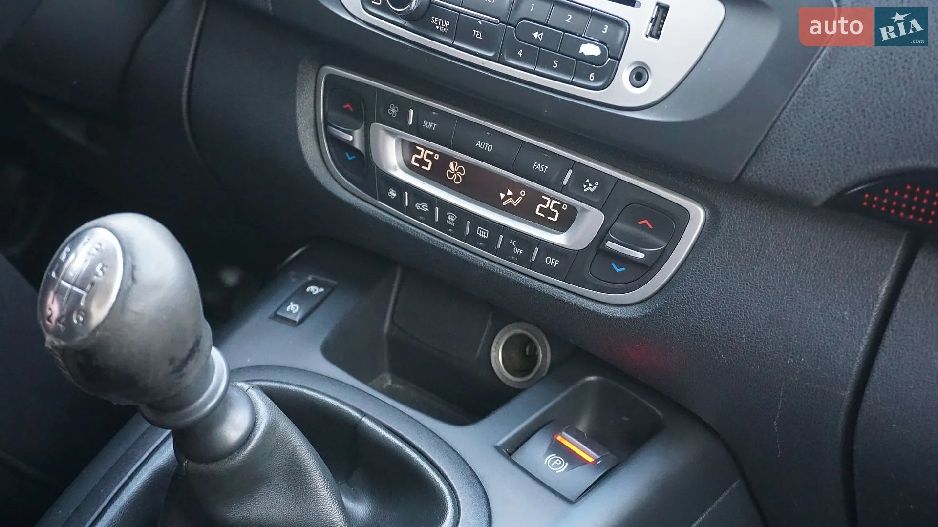 2012 Renault Scenic - мініатюра 24