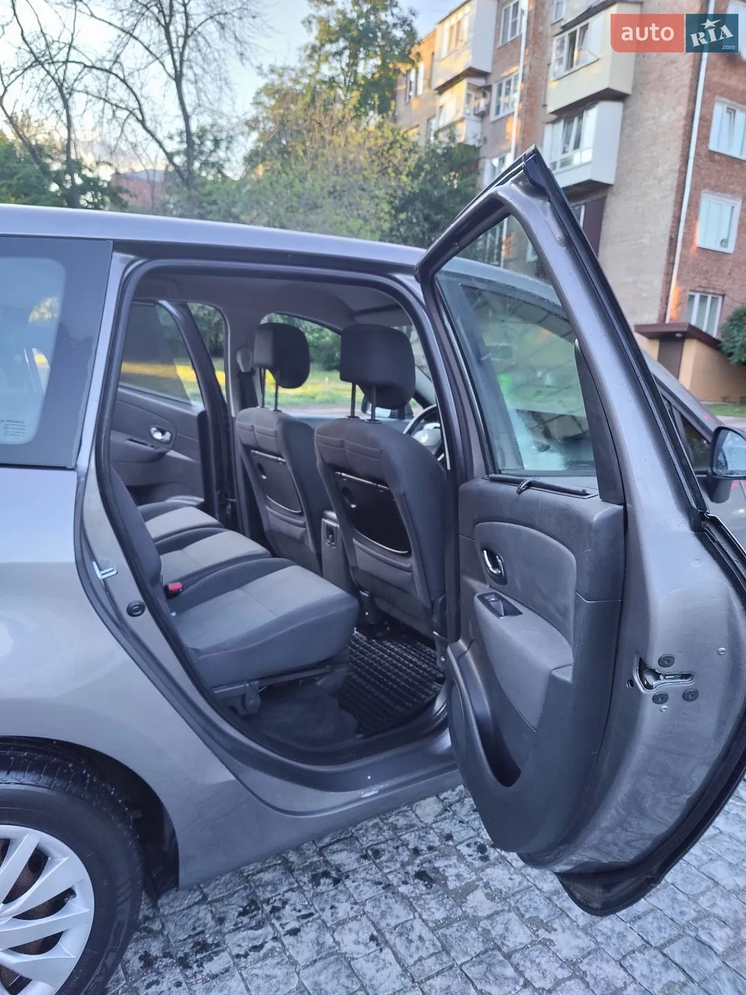 2014 Renault Scenic - мініатюра 4