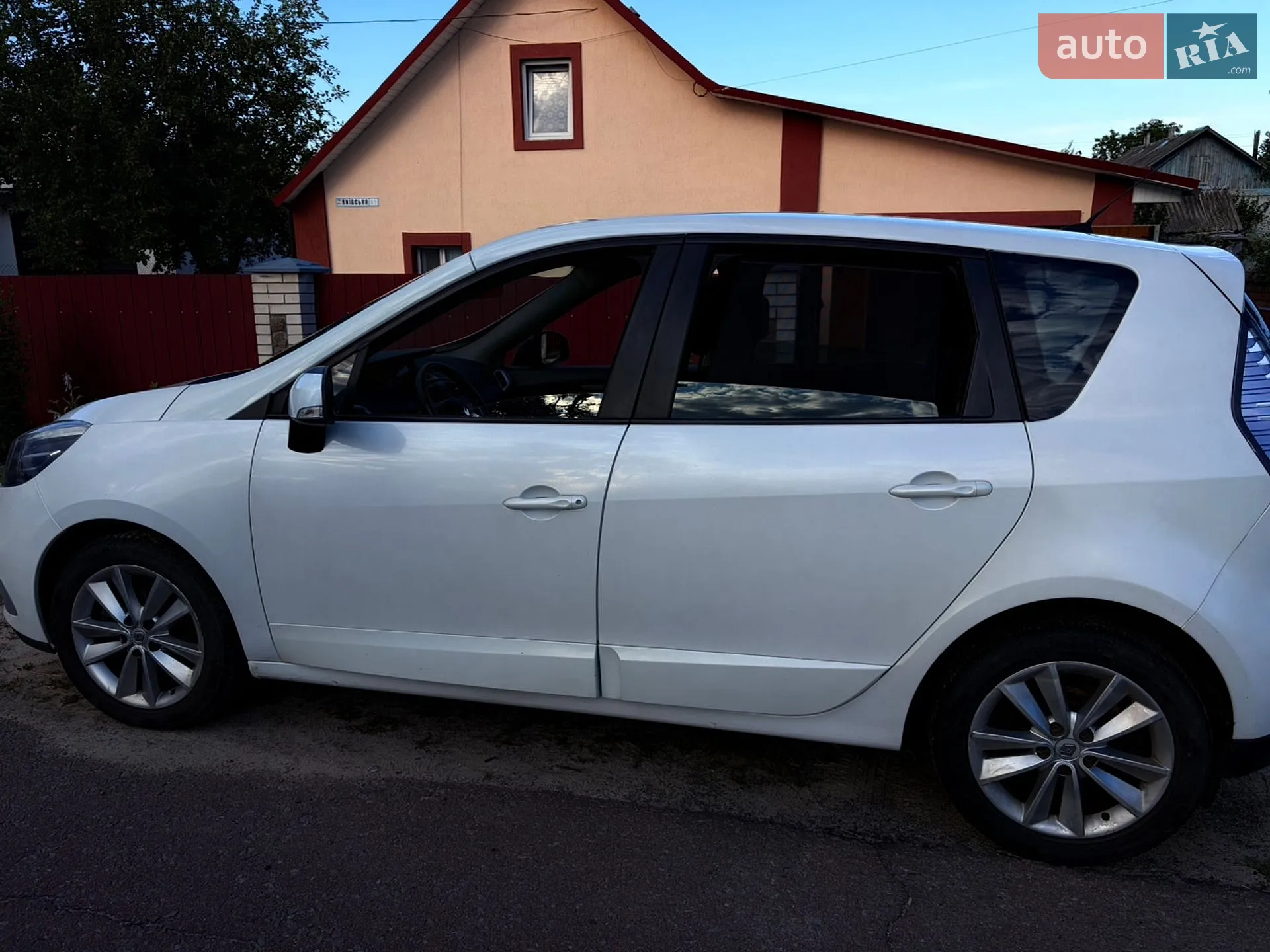 2012 Renault Scenic - мініатюра 2