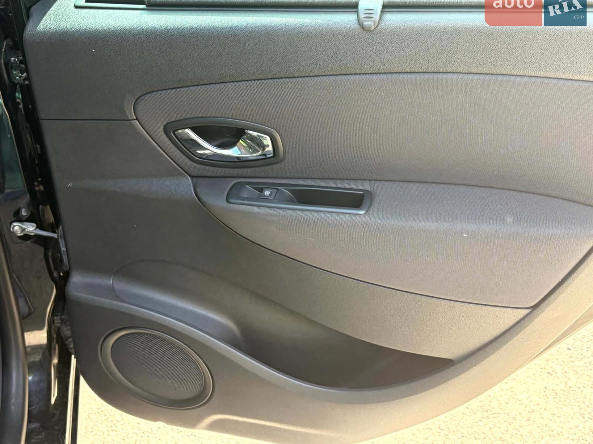 2015 Renault Scenic - мініатюра 18
