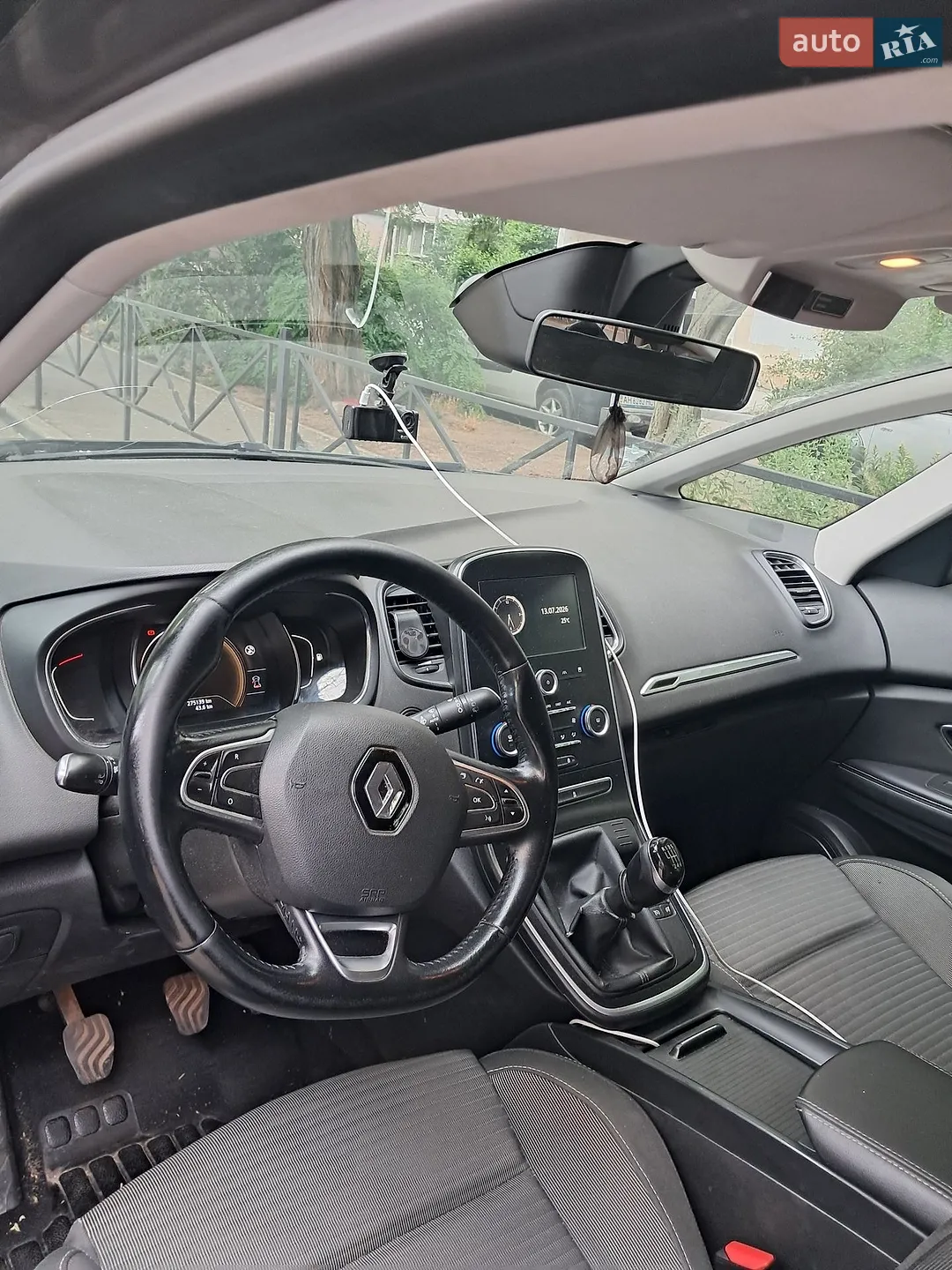 2017 Renault Scenic - мініатюра 4