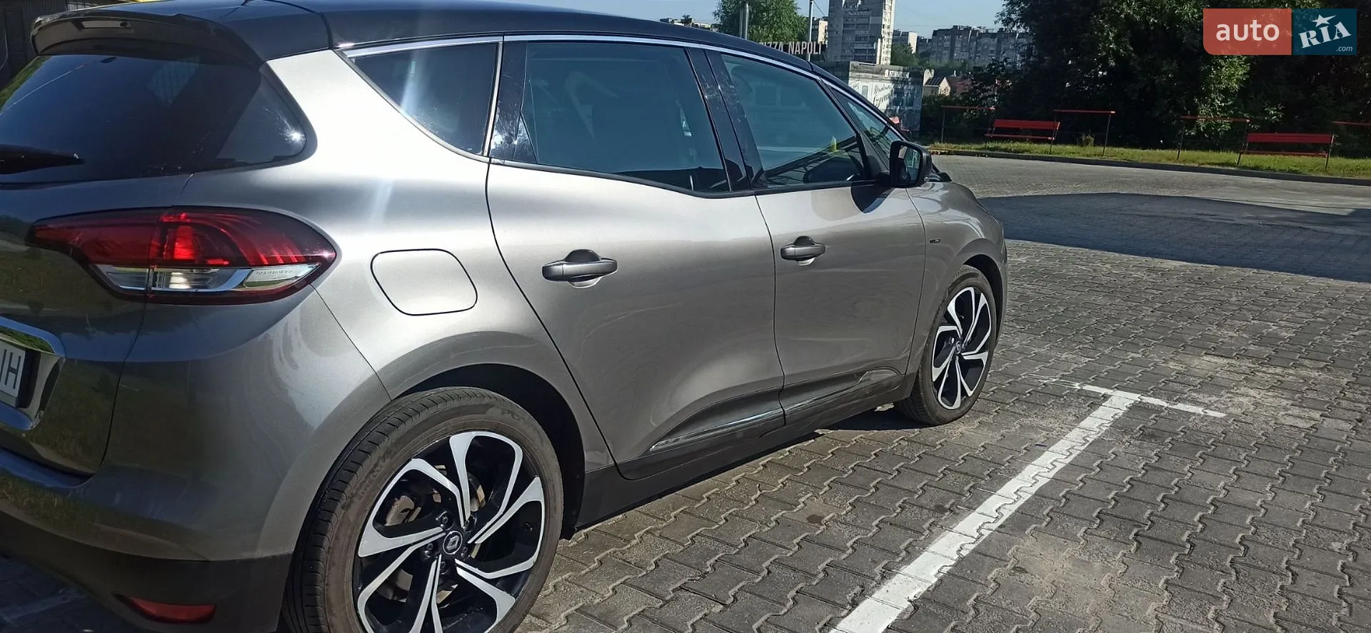2016 Renault Scenic - мініатюра 2