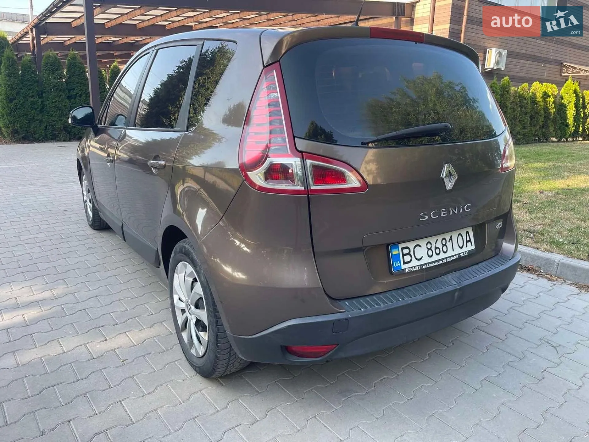 2010 Renault Scenic - мініатюра 8