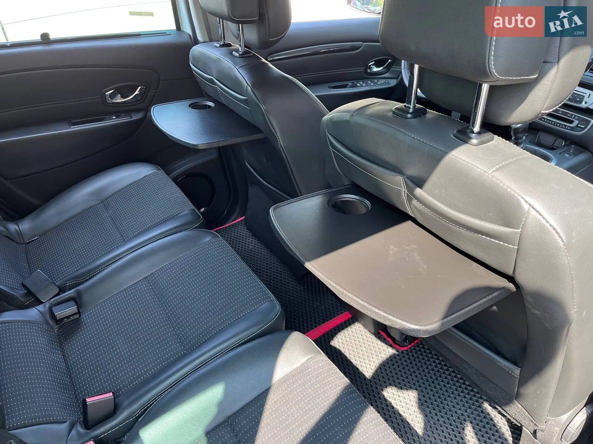 2013 Renault Scenic - мініатюра 28