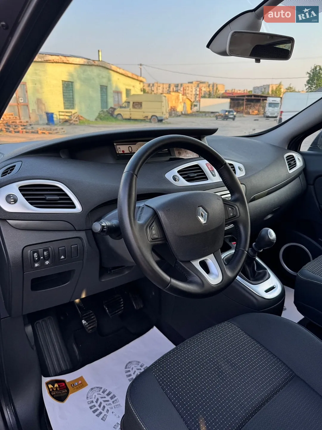 2010 Renault Scenic - мініатюра 41