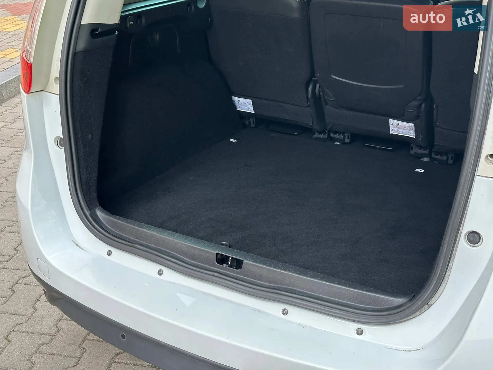 2011 Renault Scenic - мініатюра 13