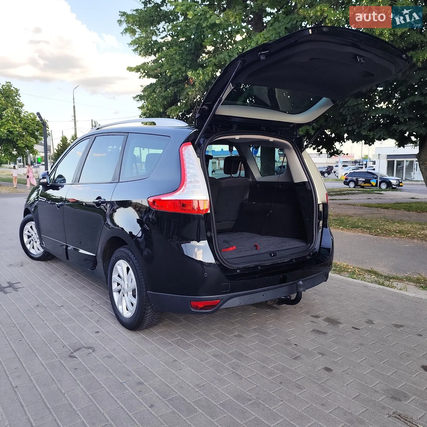 2015 Renault Scenic - мініатюра 38