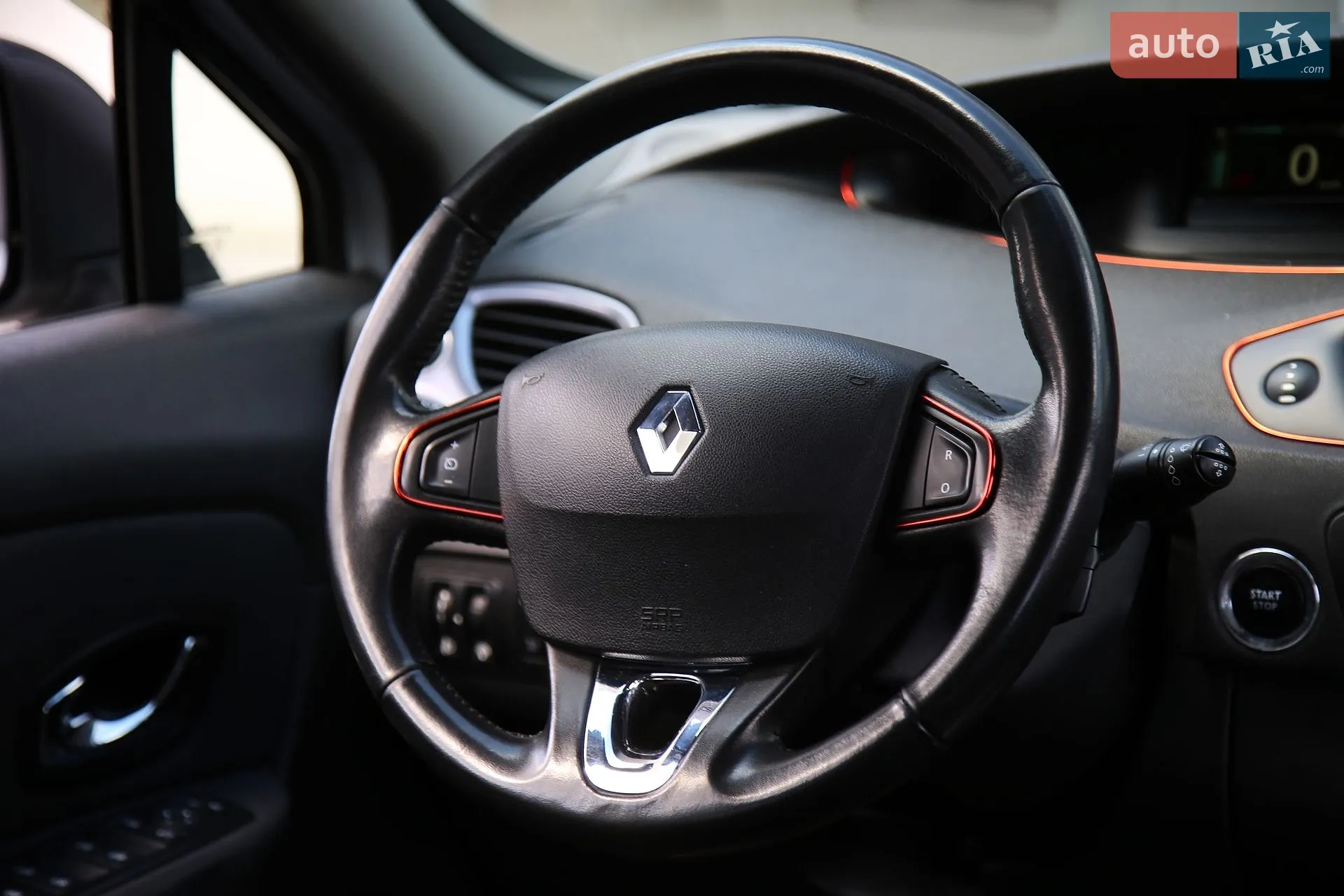 2016 Renault Scenic - мініатюра 14