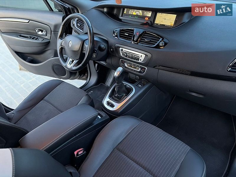 Минивэн Renault Scenic 2013 в Ивано-Франковске