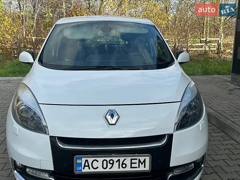 Renault Scenic 2012