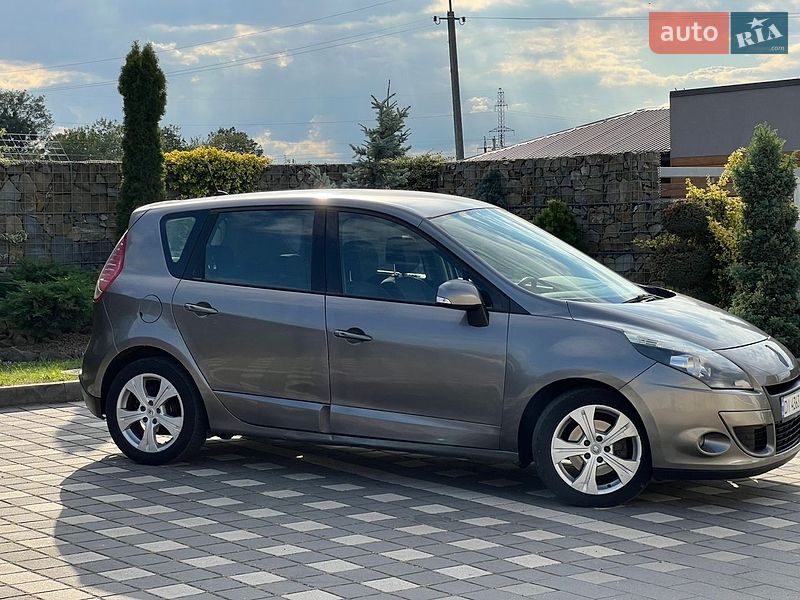 Минивэн Renault Scenic 2010 в Стрые