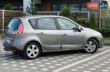 Минивэн Renault Scenic 2010 в Стрые