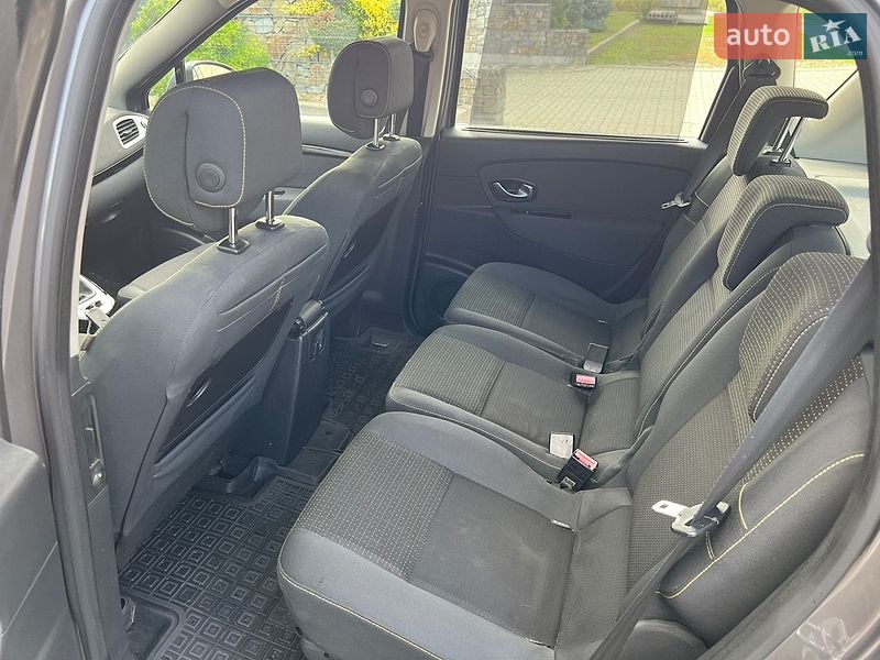 Минивэн Renault Scenic 2010 в Стрые
