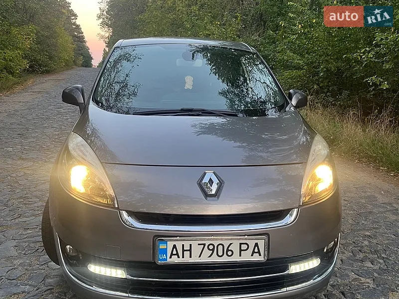 Renault Scenic 2012