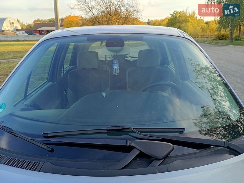 Минивэн Renault Scenic 2005 в Владимире
