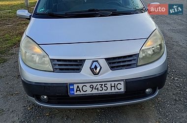 Минивэн Renault Scenic 2005 в Владимире