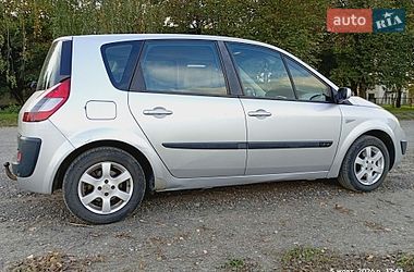 Минивэн Renault Scenic 2005 в Владимире