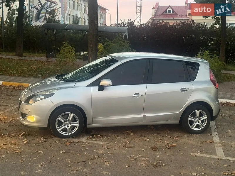 Renault Scenic 2009