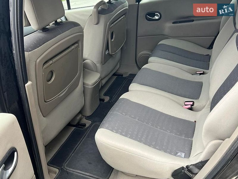 Минивэн Renault Scenic 2006 в Хмельницком