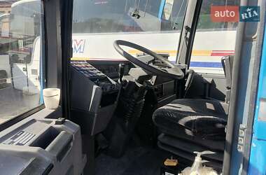 Туристический / Междугородний автобус Renault SFR 1994 в 