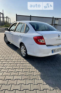 Седан Renault Symbol 2011 в 