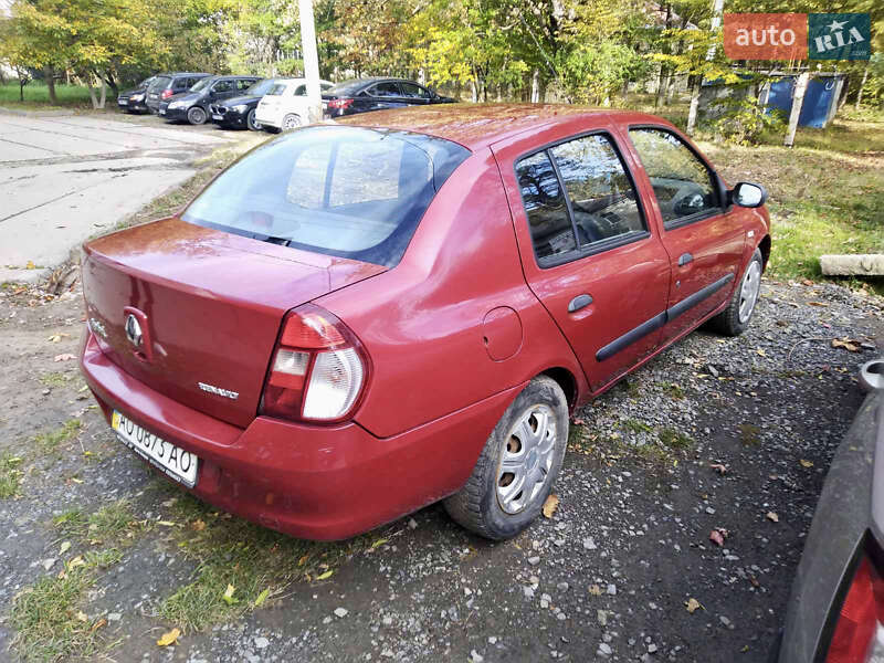Седан Renault Symbol 2008 в Мукачевому