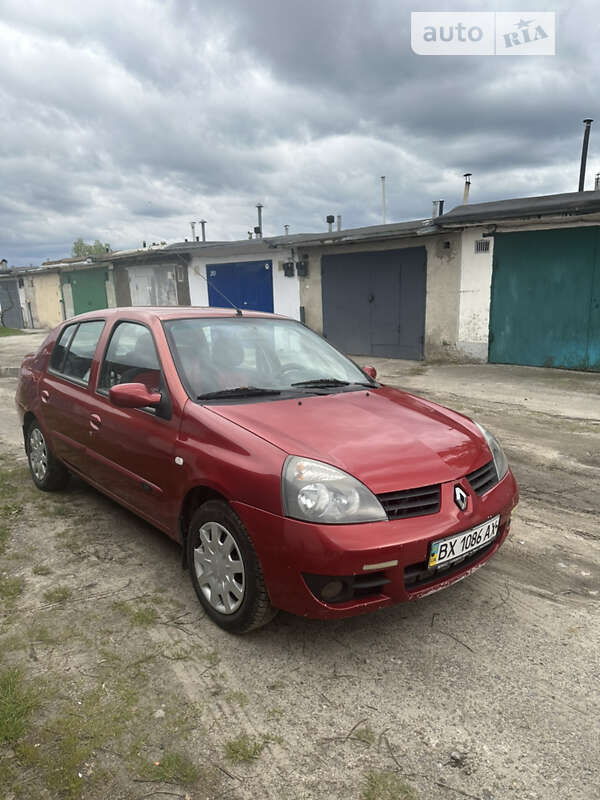 Седан Renault Symbol 2007 в Нетешине