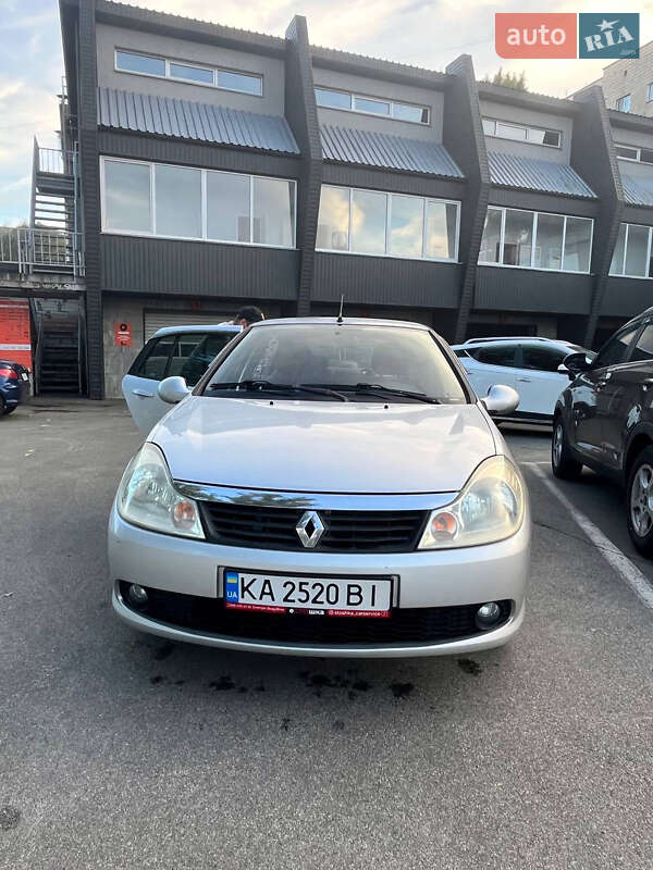 Renault Symbol 2011