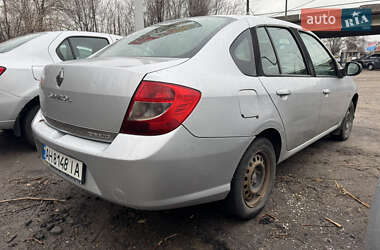 Седан Renault Symbol 2010 в 