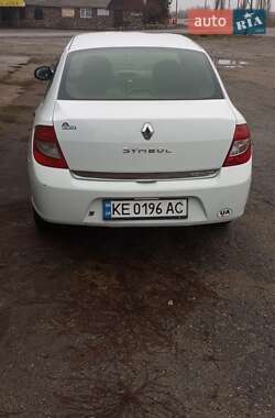 Седан Renault Symbol 2010 в Днепре