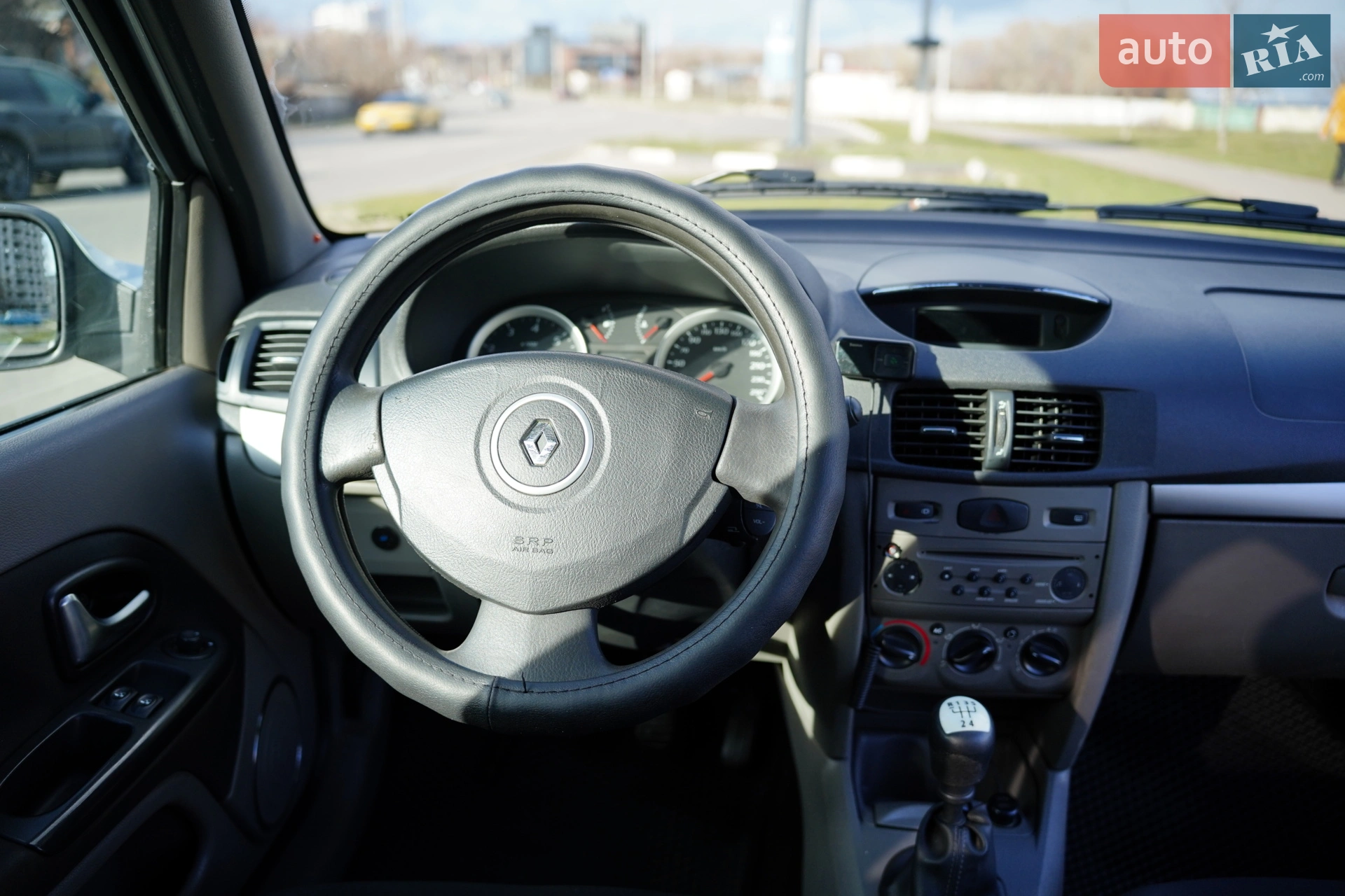 2012 Renault Symbol - мініатюра 5