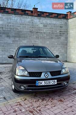 Седан Renault Symbol 2004 в Ровно