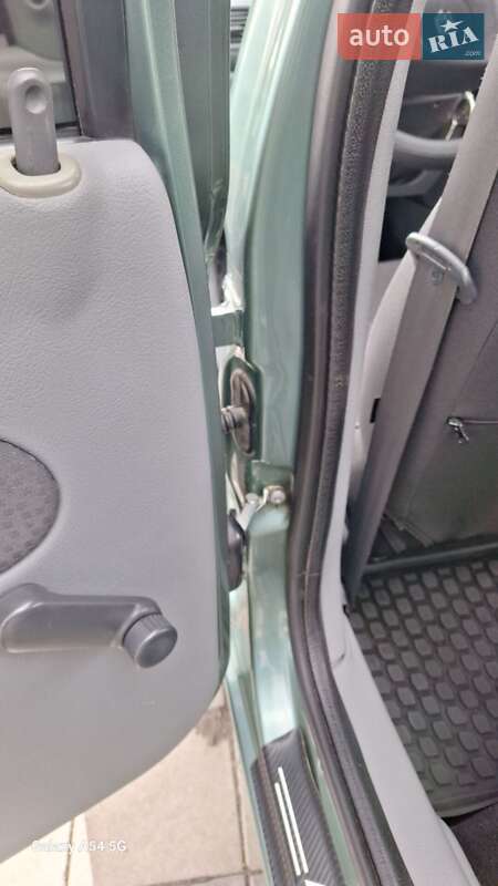 Седан Renault Symbol 2007 в Вінниці фото 43 Седан Renault Symbol 2007 в Вінниці