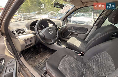 Седан Renault Symbol 2009 в 